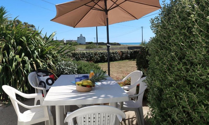 Plozevet Maison | Holiday Home Partie de pêche by Interhome