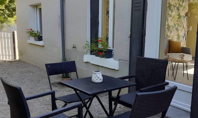 Gy-en-Sologne Maison | Holiday Home 'Pause Bucolique En Sologne' with Private Garden and Wi-Fi