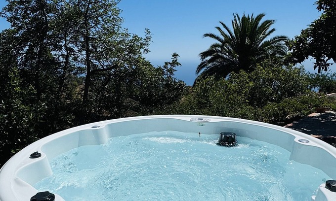 Puntagorda Maison | Maison de vacances "Rodri" avec vue sur la mer, 2 terrasses privées, bain à remous et Wi-Fi