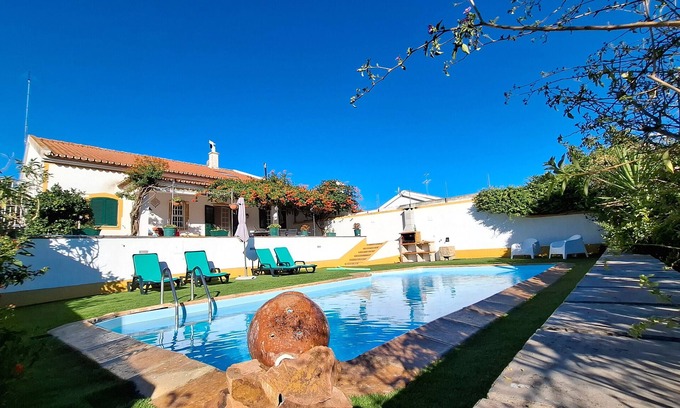Alcacovas Maison | Maison de vacances 'Rota Do Viajante' avec piscine privée, Wi-Fi et climatisation