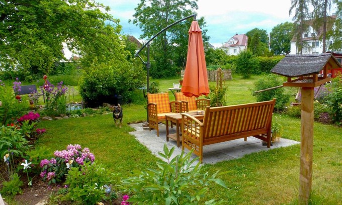 Huefingen Maison | Holiday Home Schmetterlingsgarten by Interhome