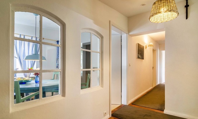 Jemgum Maison | Holiday Home 'Soltborg' with Private Terrace and Wi-Fi