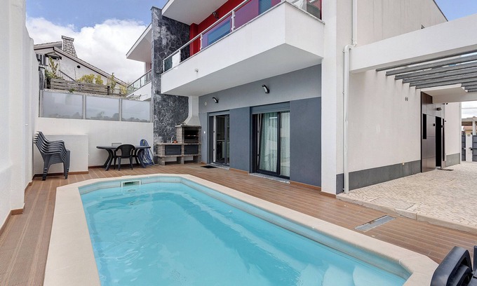 Seixal Maison | Maison de vacances 'Sunset' avec piscine privée, Wi-Fi et climatisation