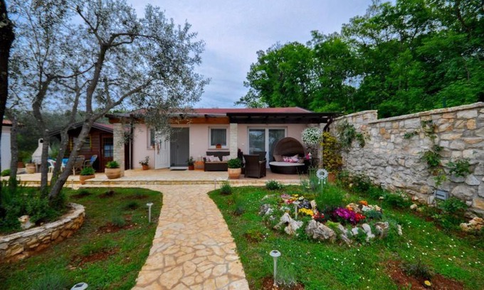 Murine Maison | Holiday Home T