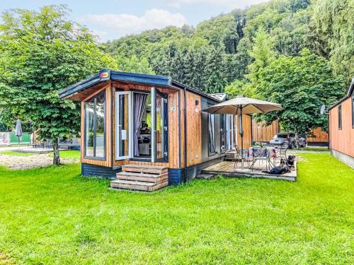 Riedenburg Maison | Holiday Home Tiny Haus Franzl by Interhome