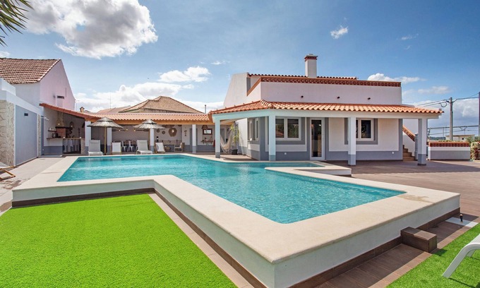 Cartaxo Maison | Maison de vacances 'Vila River Sublime' avec piscine privée, Wi-Fi et climatisation