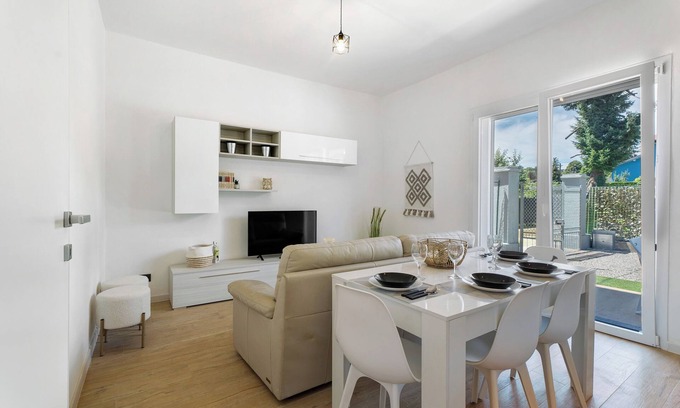 Arona Maison | Maison de vacances 'Villa Lilia Appartamento Verde' avec jardin partagé et Wi-Fi