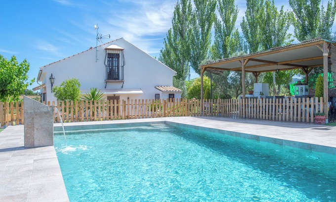 Arriate Maison | Maison de vacances Villa Victoria avec jardin, piscine d'eau salée, terrasse et Wi-Fi