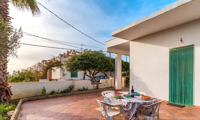 Capilungo Autre | Holiday Home "Villetta Mare Verde" with Garden & A/C