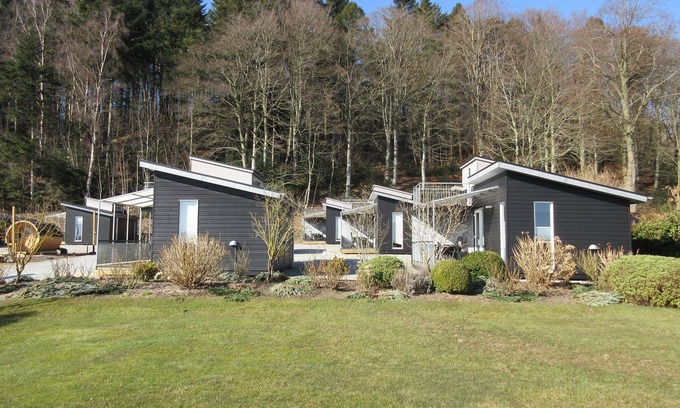 Ronbjerg Maison | Holiday home with panoramic views of the Limfjord and Legind Mountains.
