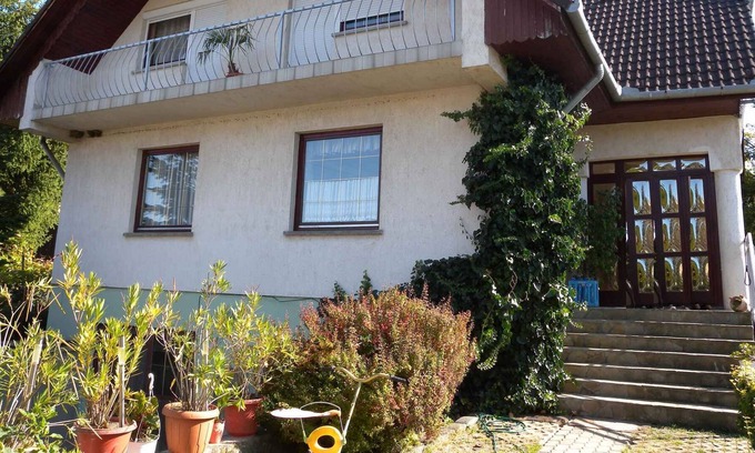 Balatonszarszo Maison | Holiday home with pool, sandpit and children's swing