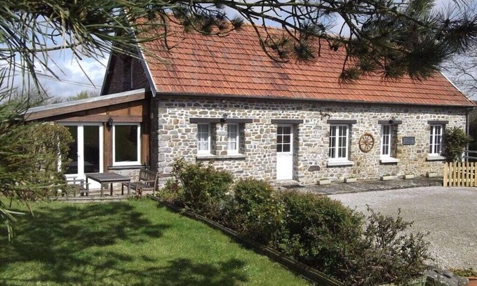 Neufmesnil Maison | Holiday home with 3 bedrooms