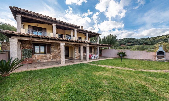 San Giorgio-Librino-San Giuseppe la Rena-Zia Lisa-Villaggio Sant'Agata Maison | Maison de vacances avec barbecue