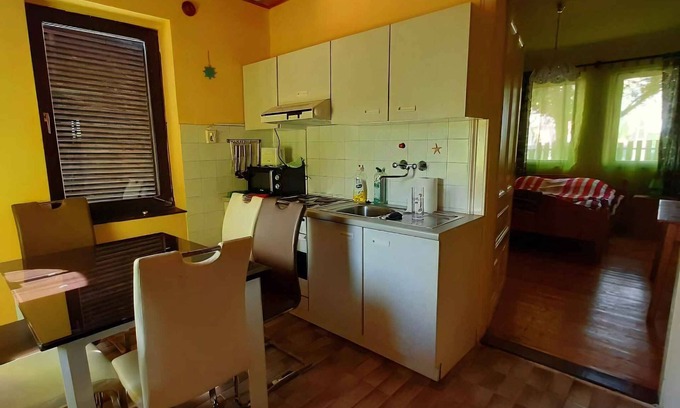 Balatonbereny Maison | Holiday home with internet and parking