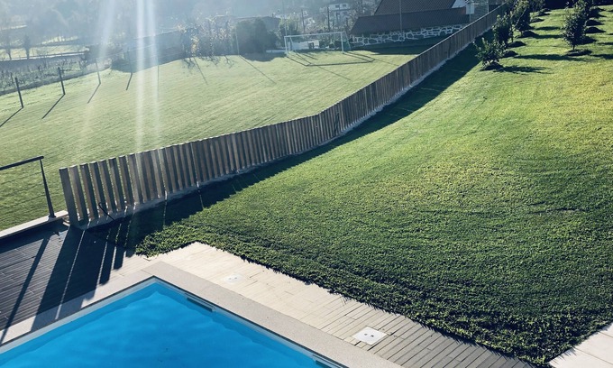 Guimaraes Maison | Holiday home with swimming pool and soccer field