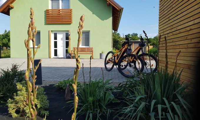 Znojmo Maison | Holiday Home Znojmo w/Wellness & Wine