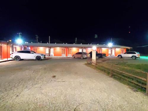 Sonora Hôtel | Holiday Host Motel & RV Park