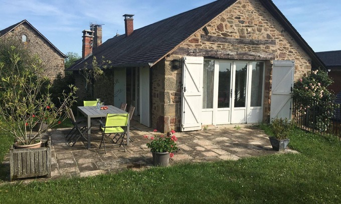 Beynat Maison | Holiday house Beynat for 1 - 6 persons with 3 bedrooms - Holiday house