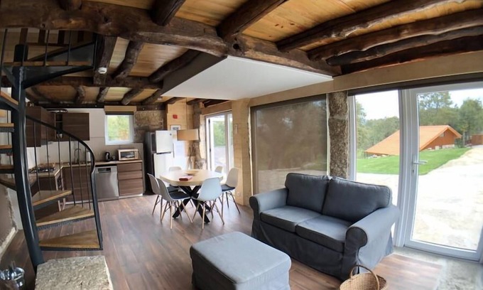 Casteloes Maison | Holiday house Bustelo for 1 - 4 persons with 2 bedrooms - Holiday home