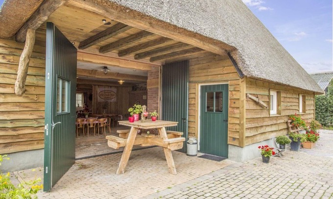 Haghorst Maison | Holiday house Haghorst for 10 - 22 persons with 8 bedrooms - Holiday apartment in one or multi-famil