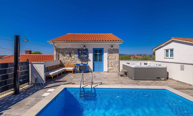 Skrbcici Maison | Maison de vacances KUNTENTA avec piscine privée et jacuzzi