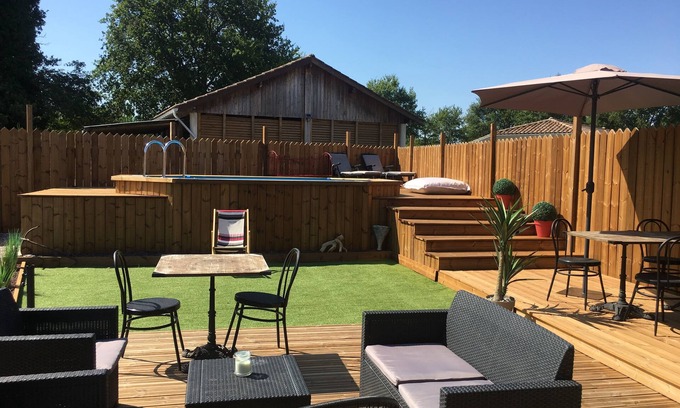 Pontenx-les-Forges Maison | Maison de vacances MIMIZAN, Terrasse bois très chalereuse, piscine privée.