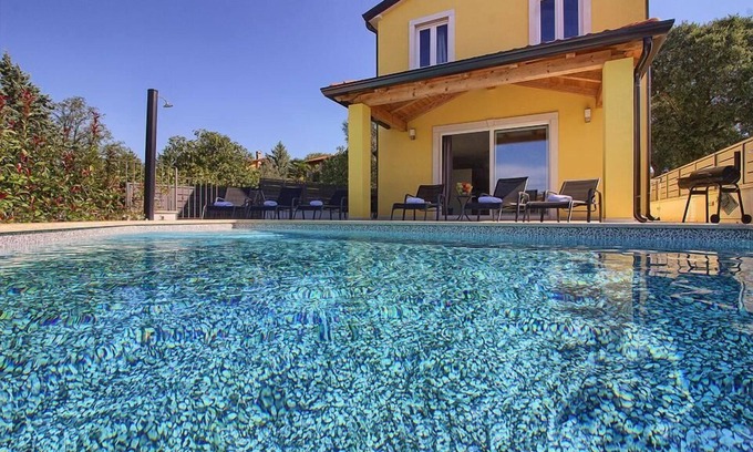 Mugeba Maison | Holiday house Mugeba for 1 - 16 persons with 6 bedrooms - Holiday home