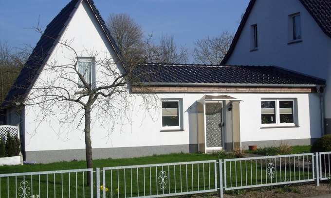 Velgast Maison | Maison de vacances près de la mer Baltique / Darß, Stralsund et Rügen / grue vues
