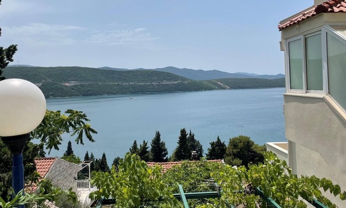 Neum Maison | Holiday house Neum for 12 persons with 5 bedrooms - Holiday home