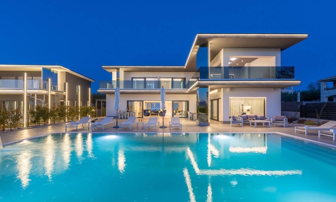 Kastelir Maison | Holiday house Poreč for 1 - 10 persons with 5 bedrooms - Holiday home