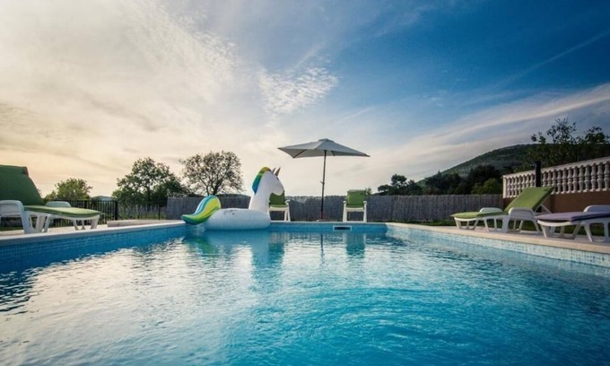 Labin Maison | Holiday house Prgomet for 8 persons with 3 bedrooms - Holiday home