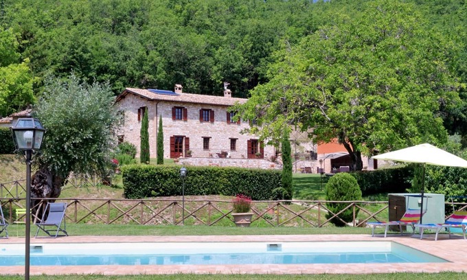 Serrapetrona Maison | Holiday house Serrapetrona for 1 - 12 persons with 6 bedrooms - Holiday home