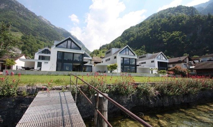 Ruetli Maison | Maison de vacances Sisikon pour 1 - 8 personnes avec 4 chambres à coucher - Maison de vacances indép