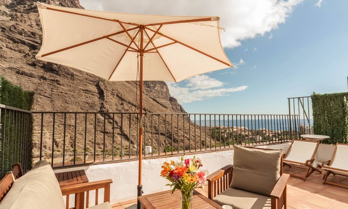 La Calera Cottage | Maison de vacances avec terrasse, solarium et vue sur la mer