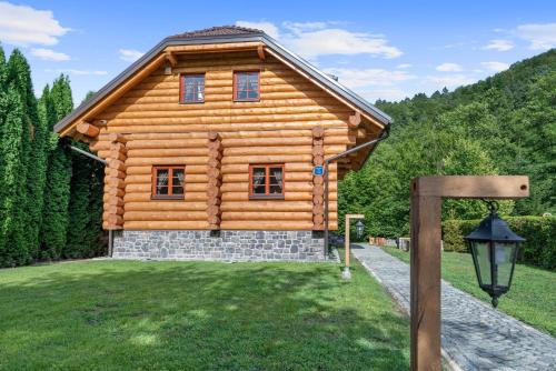 Brod na Kupi Maison | Holiday house with a swimming pool Brod na Kupi, Gorski kotar - 23012