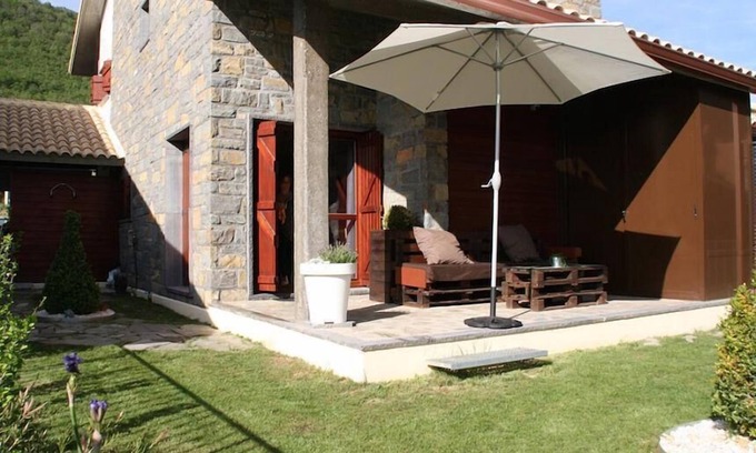 Gavin Maison | Holiday house Yesero for 1 - 9 persons with 3 bedrooms - Row house