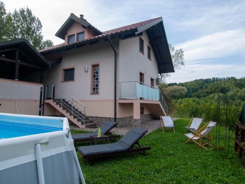 Brezice Maison | Holiday house Zarja - with sauna and hot tub