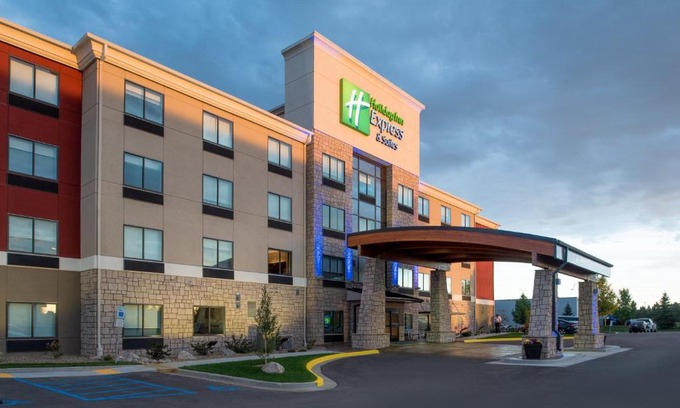 Bismarck Hôtel | Holiday Inn Express Hotel & Suites Bismarck by IHG