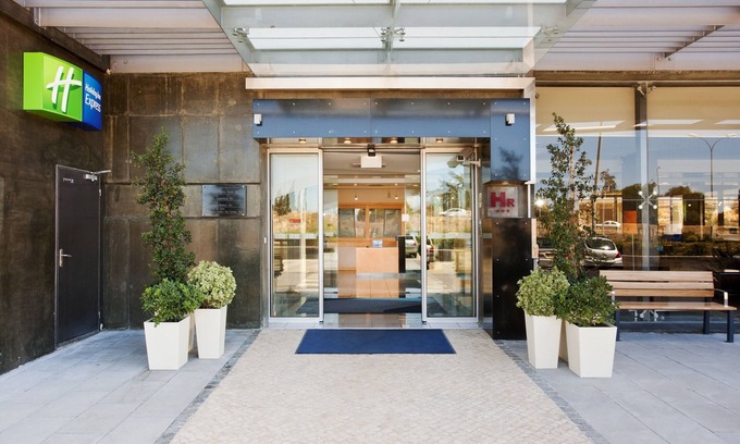 Paco De Arcos Hôtel | Holiday Inn Express Lisbon - Oeiras by IHG