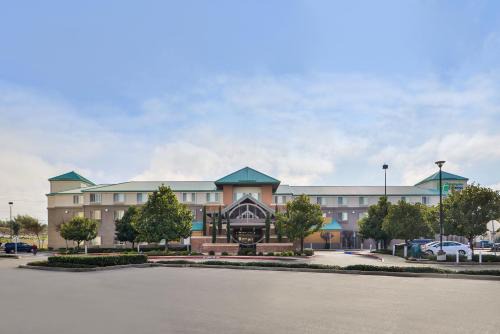 Elk Grove Hôtel | HOLIDAY INN EXPRESS & SUITES ELK GROVE CENTRAL - HWY 99 by IHG