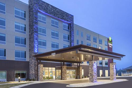 Hudson Hôtel | Holiday Inn Express & Suites - Hudson I-94 by IHG