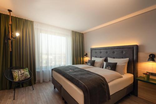 Neuenland Hôtel | Holiday Inn - the niu, Crusoe Bremen Airport by IHG