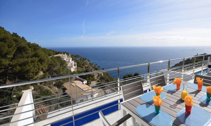 Aiguablava Maison | Location maison mitoyenne avec piscine privée à Begur, Sa Tuna