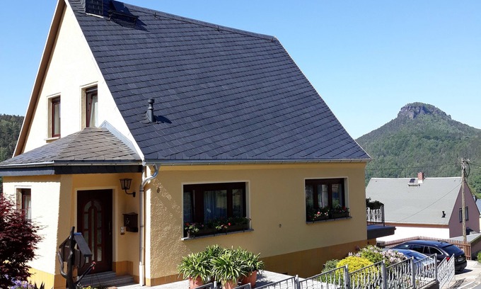 Prossen Appartement | Chambre de vacances dans un quartier calme avec une vue magnifique