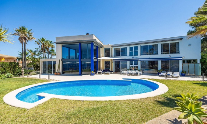 Badia Blava Villa | Villa "Bay Blue" avec vue sur la mer, Wi-Fi et climatisation