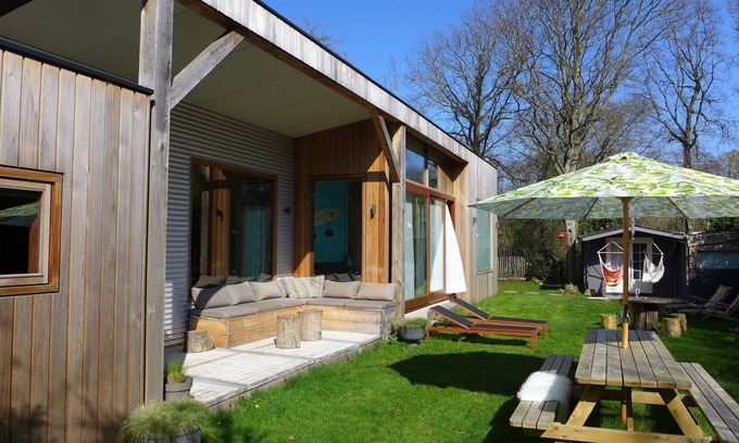 Renesse Villa | Le Flierefluiter est situé juste derrière les dunes à distance de marche de la plage.