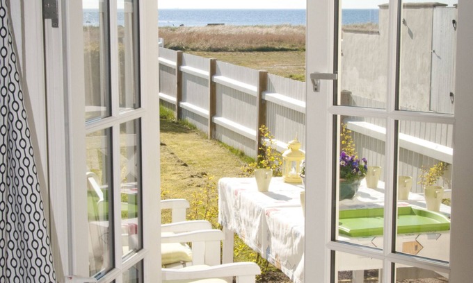 Lerberget Maison | Holidays in an old fishing village 75 meters from the west coast beach