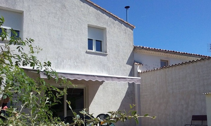 Meursac Maison | VACANCES AU PAYS ROYANNAIS : 3 CH, 6 pers 550/650€ par semaine Gd jardin privé