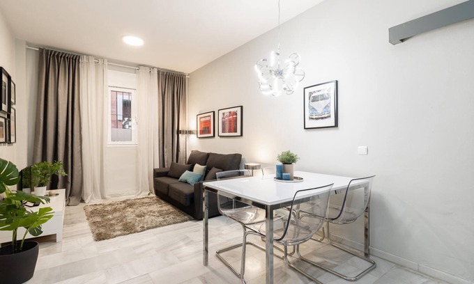 La Goleta Appartement | Holidays2Malaga Eduardo Ocon quiet&high Speed Wifi