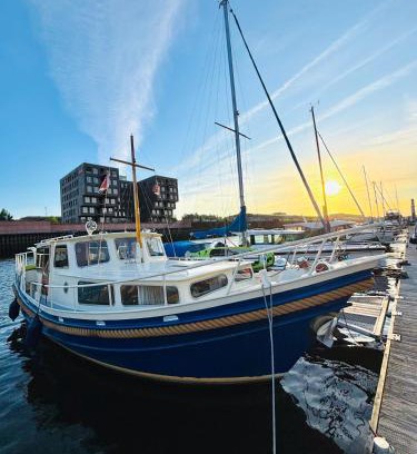 Uberseestadt Location De Bateaux | Holländisches Stahlboot